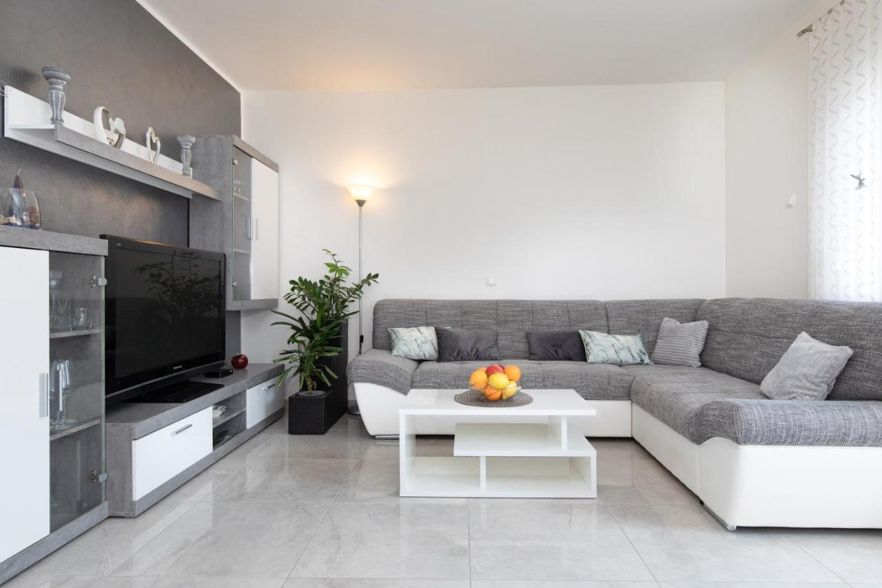 Villa Nina Baska Dış mekan fotoğraf